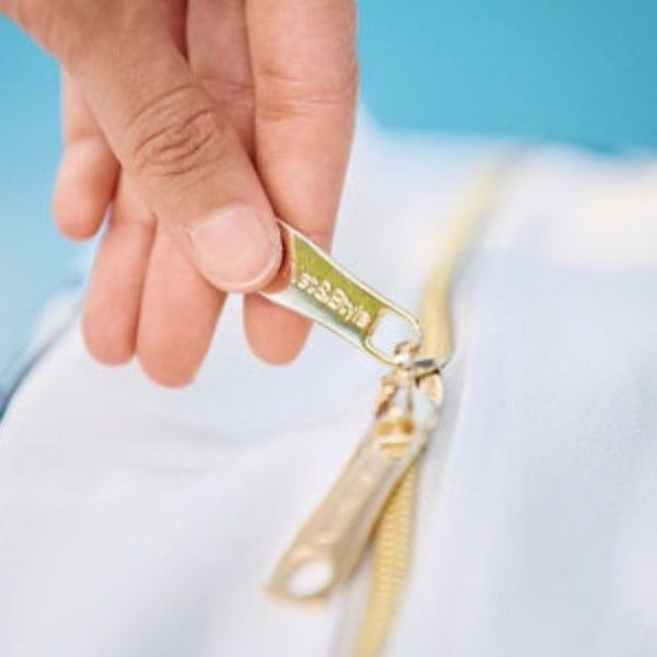 Pickleball duffel close-up — durable metal zipper hardware